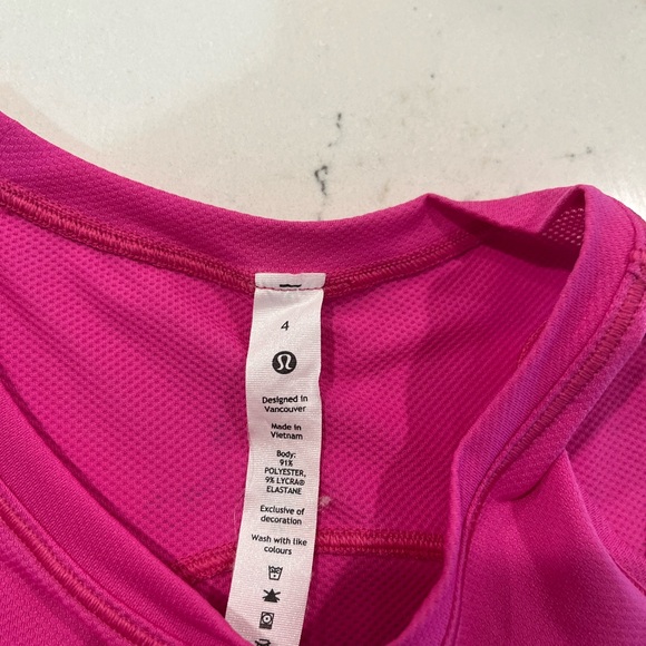 Sonic pink high neck run and train tank - Picture 3 of 3